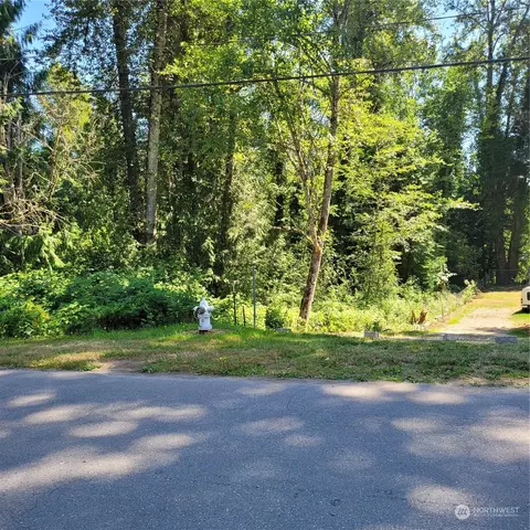 18659 SE 216th St, Renton, WA 98058