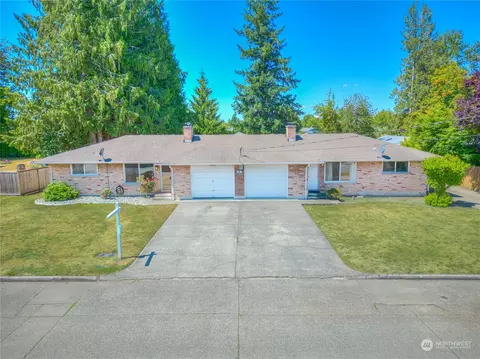 3040 3048 Division St, Enumclaw, WA 98022