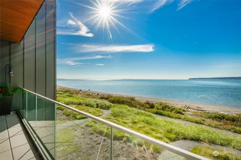 9545 Semiahmoo Pkwy #205, Blaine, WA 98230