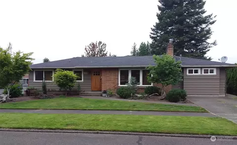 1108 Loraine St, Enumclaw, WA 98022