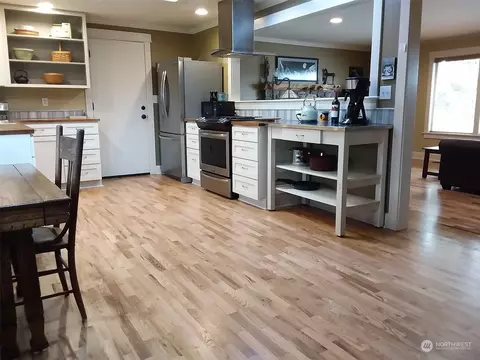 1108 Loraine St, Enumclaw, WA 98022 photo 5