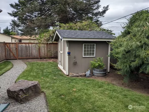 1108 Loraine St, Enumclaw, WA 98022 photo 20