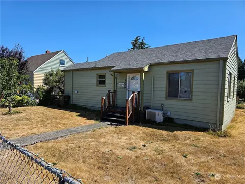 7429 Tacoma Ave S, Tacoma, WA 98408
