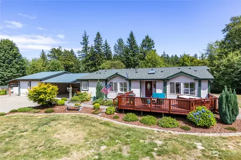 3180 Oak Bay Rd, Port Hadlock, WA 98339