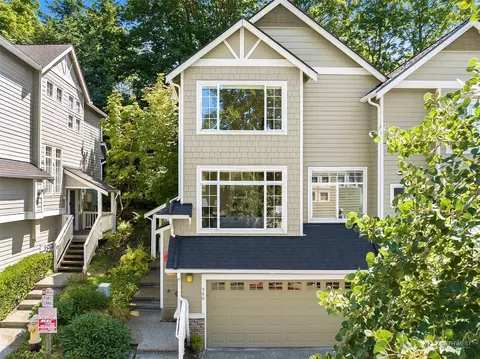 11987 SE 4th Pl #500, Bellevue, WA 98005