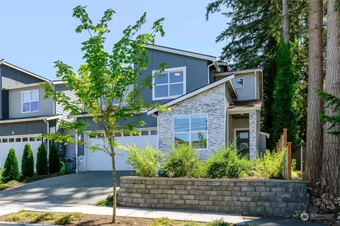 1116 131st St SE #B, Everett, WA 98208