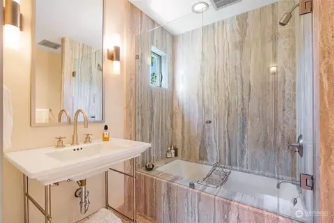 4237 E Lee St, Seattle, WA 98112 photo 18