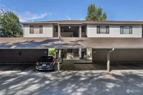 13611 NE 8th St #107, Bellevue, WA 98005