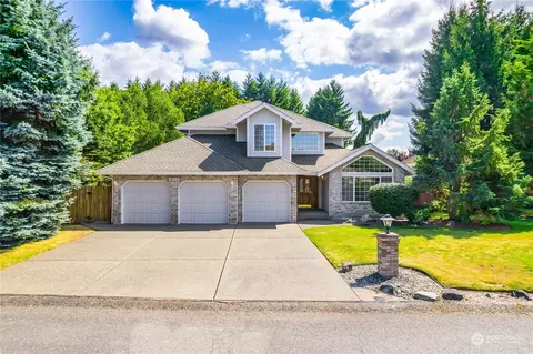 2425 Buckingham Dr SE, Olympia, WA 98501