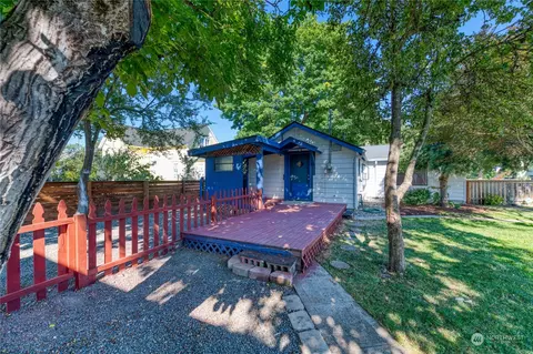 208 Seventh St, Snohomish, WA 98290
