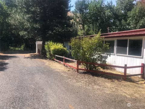 106 Spring Ln, Pomeroy, WA 99347 photo 2