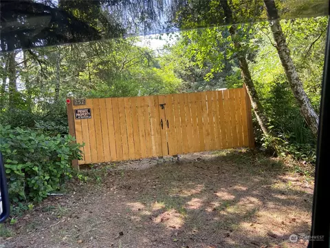 257 Duck Lake Dr SE, Ocean Shores, WA 98569