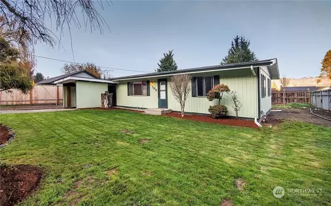 106 Alter St, Longview, WA 98632
