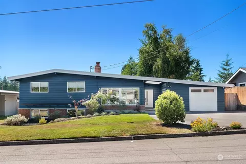 1015 166th Ave SE, Bellevue, WA 98008