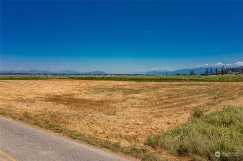 7518 Bylsma Rd, Lynden, WA 98264