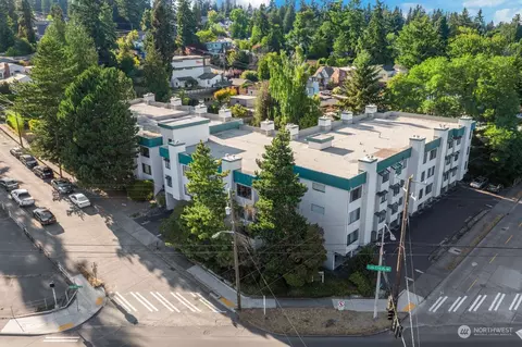 1740 NE 86th St #308, Seattle, WA 98115