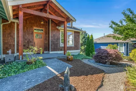 135 46th St, Bellingham, WA 98229