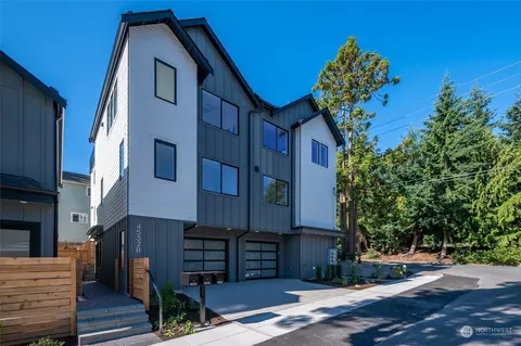 4532 36th Ave W #B, Seattle, WA 98199