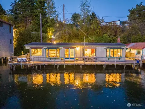 5623 Seaview Ave NW, Seattle, WA 98107