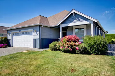 821 Deere Dr, Burlington, WA 98233