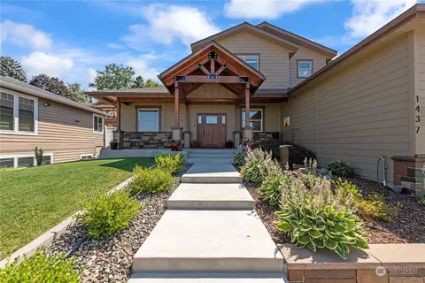 1437 Appleridge St, Wenatchee, WA 98801