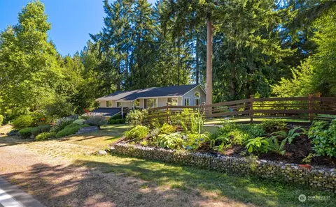 22005 SE 32nd St, Sammamish, WA 98075