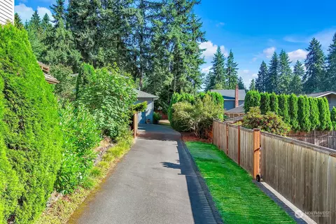 215 SE 173rd Pl, Bothell, WA 98012 photo 6