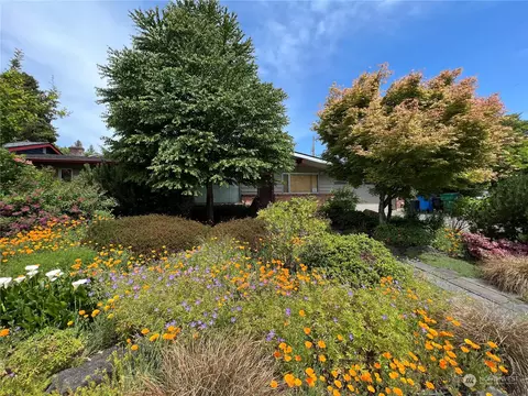 1054 NE 154th St, Shoreline, WA 98155