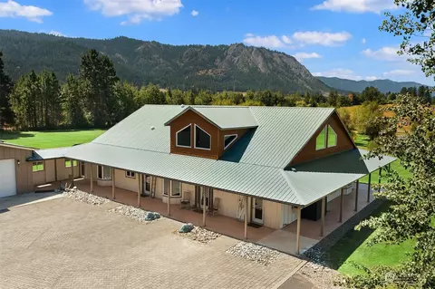 642 Iron Mountain Rd, Cle Elum, WA 98922