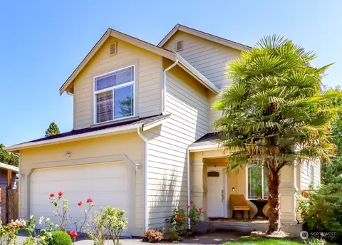 2925 NE 8th St, Renton, WA 98056