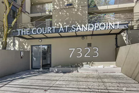 7323 Sand Point Way NE #209, Seattle, WA 98115