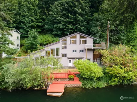 1803 Sleepy Hollow Ln, Bellingham, WA 98226