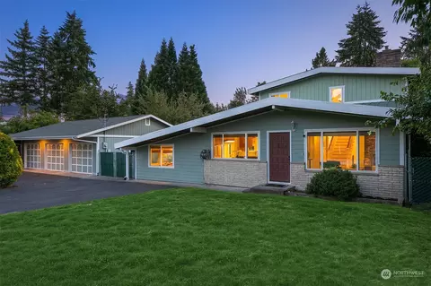 16207 12th Ave SW, Burien, WA 98166