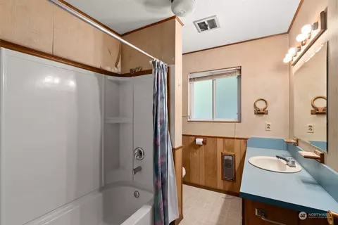 15838 Vail Loop SE, Rainier, WA 98576 photo 10