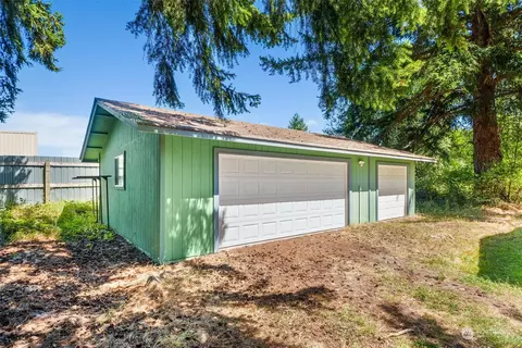 15838 Vail Loop SE, Rainier, WA 98576 photo 18