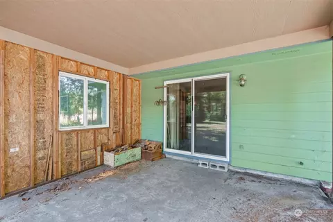15838 Vail Loop SE, Rainier, WA 98576 photo 16