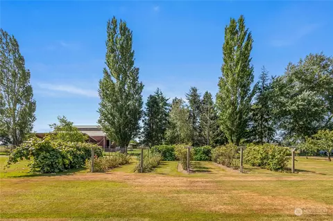7407 Thomas Rd, Bow, WA 98232 photo 34