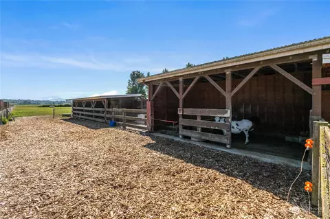 7407 Thomas Rd, Bow, WA 98232 photo 27