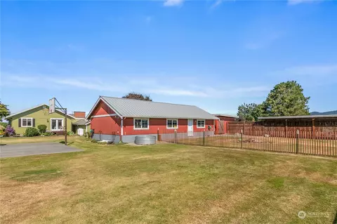 7407 Thomas Rd, Bow, WA 98232 photo 22