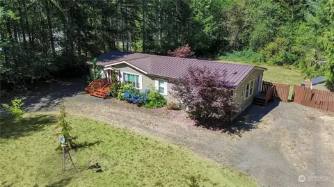 51 E Promise Ct, Belfair, WA 98528