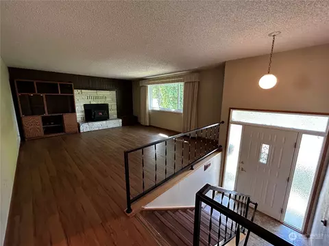 1105 River Dr, Coulee Dam, WA 99116
