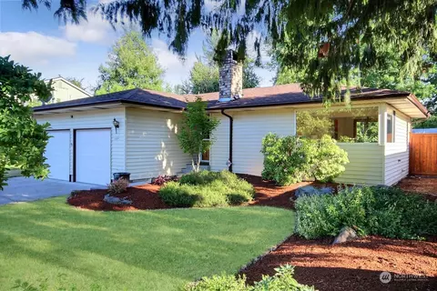 13219 SE 261st St, Kent, WA 98042