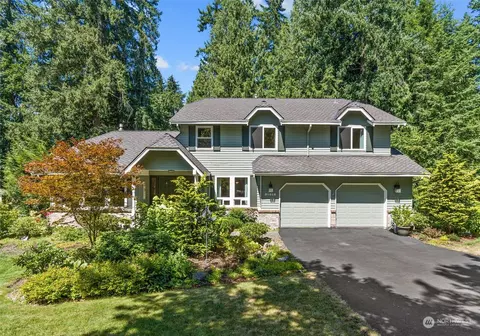 21812 SE 38th Pl, Sammamish, WA 98075