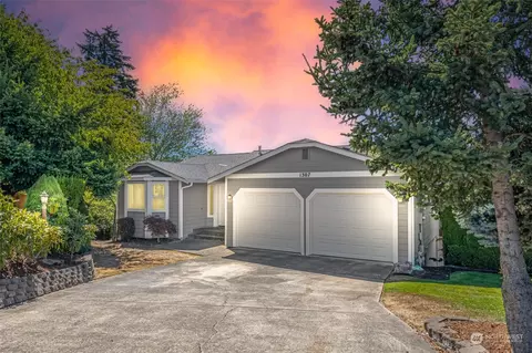 1307 133rd Street Ct E, Tacoma, WA 98445