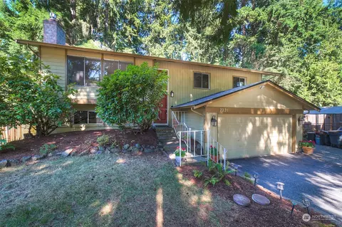7331 Bridle Vale Pl NW, Bremerton, WA 98311