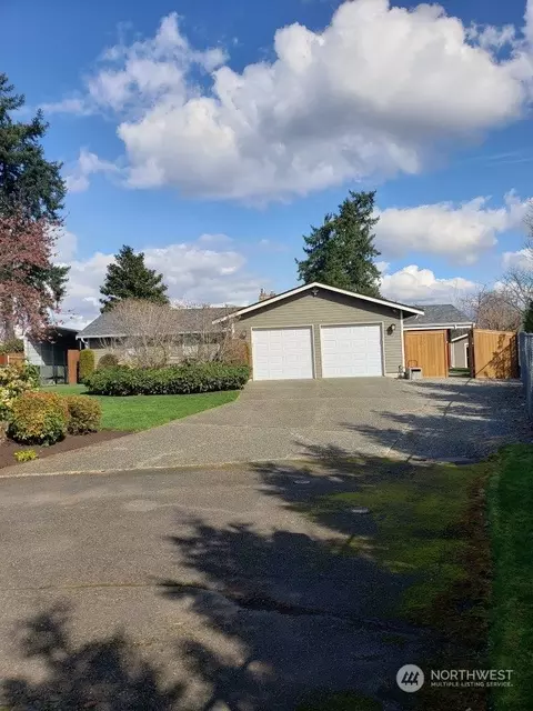 23308 139th Ave SE, Kent, WA 98042