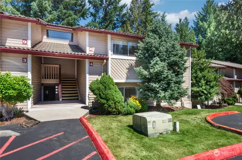 17515 149th Ave SE #E-4, Renton, WA 98058