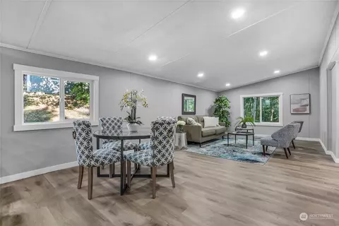 12611 NE 189th St, Bothell, WA 98011 photo 4