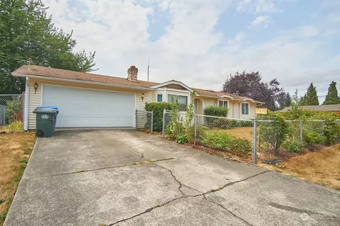 17210 8th Ave E, Spanaway, WA 98387