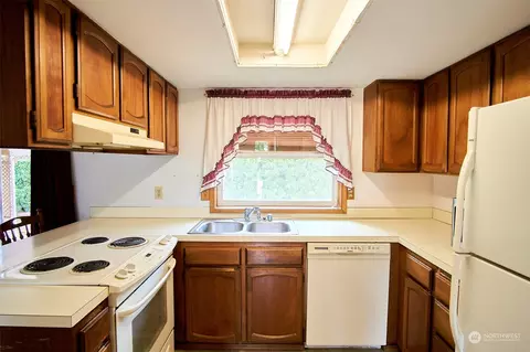 17210 8th Ave E, Spanaway, WA 98387 photo 7